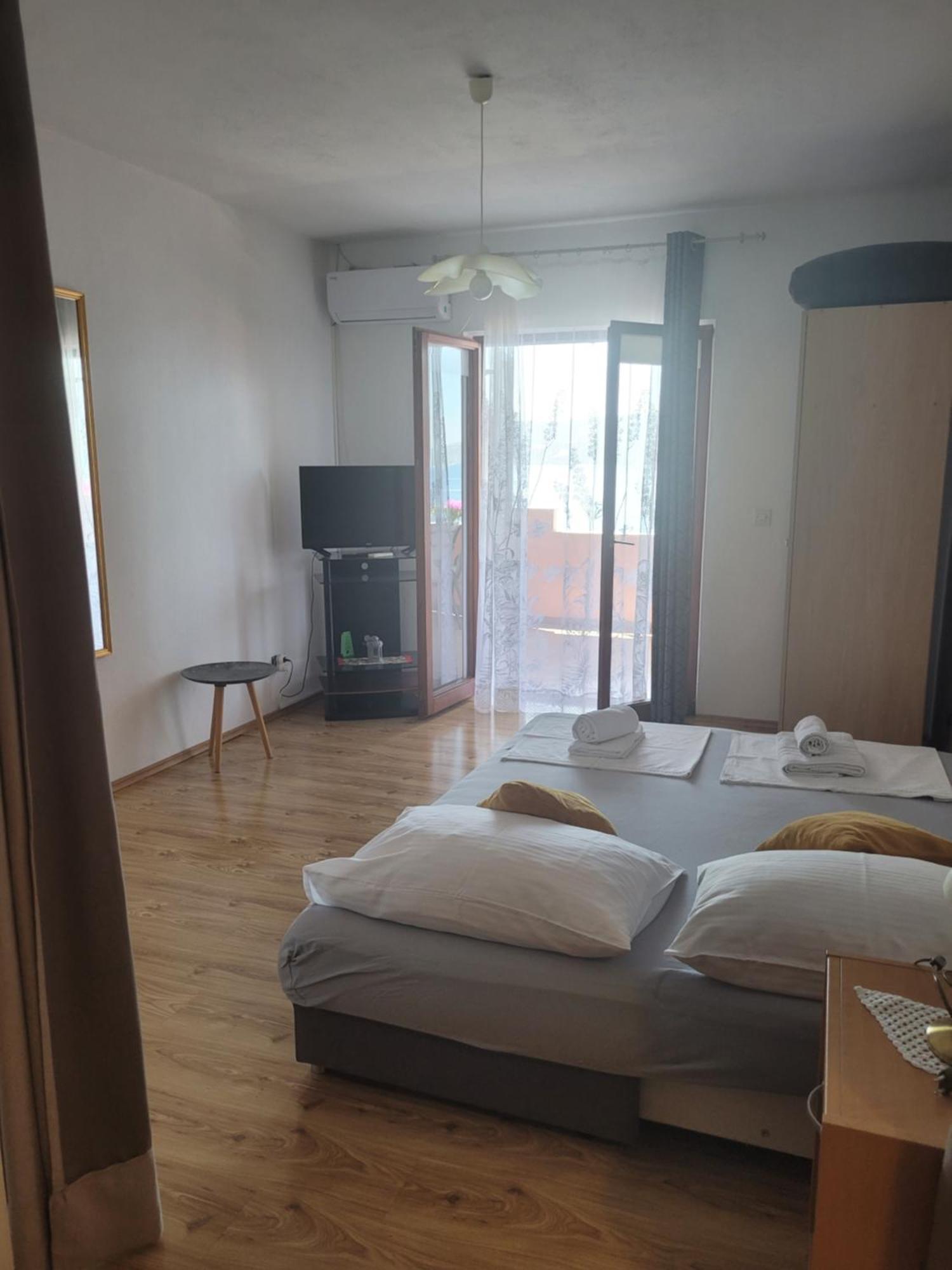 Apartments Coko Omiš Szoba fotó