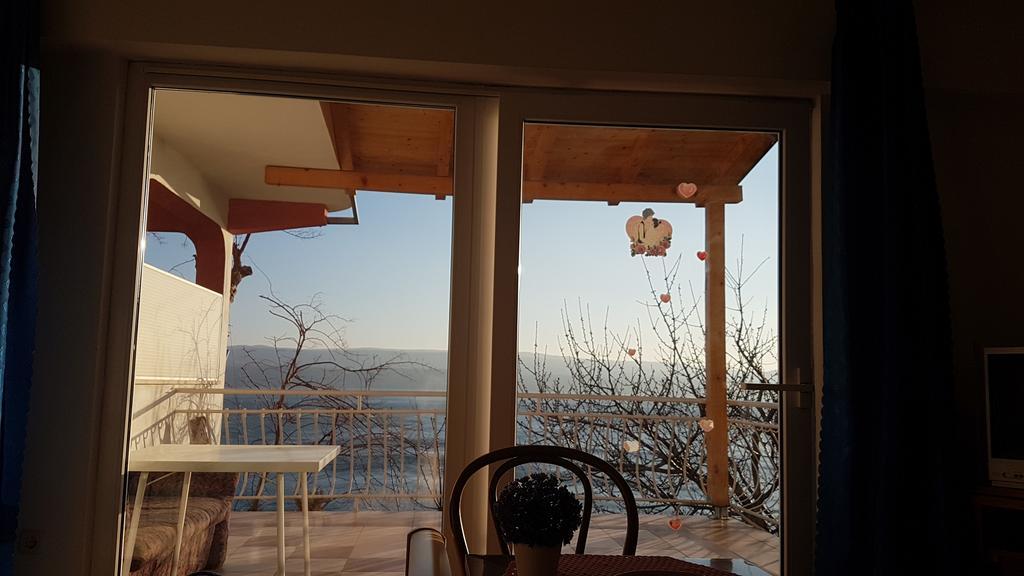 Apartments Coko Omiš Kültér fotó