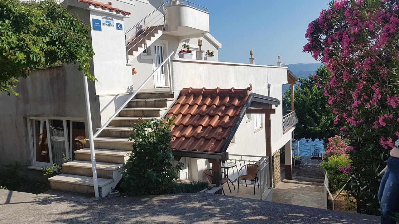 Apartments Coko Omiš Kültér fotó